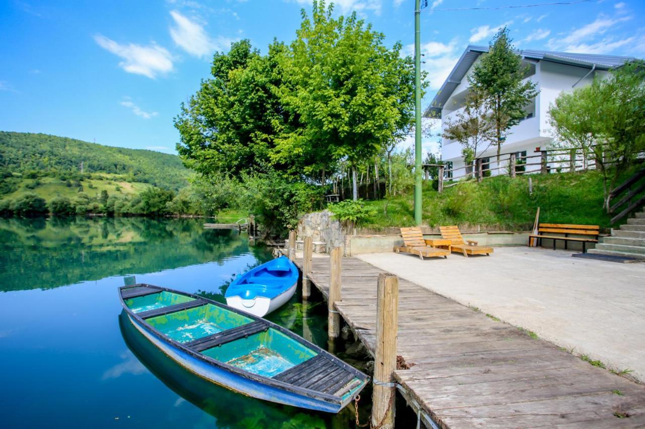 Apartments River Una 4 Bihać Extérieur photo